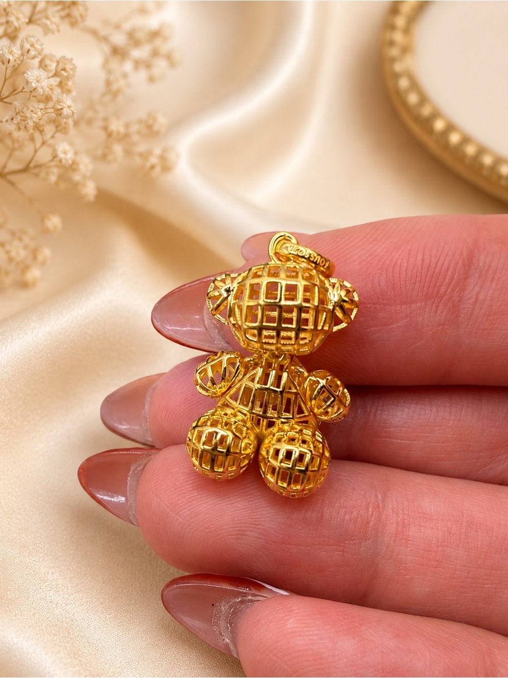 STUDDED BEAR PENDANT GOLD PLATING 925 ON SILVER BOLD BEAR
